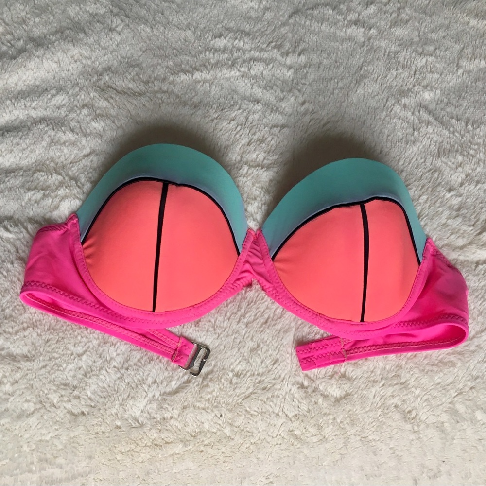 Boutique Bikini top